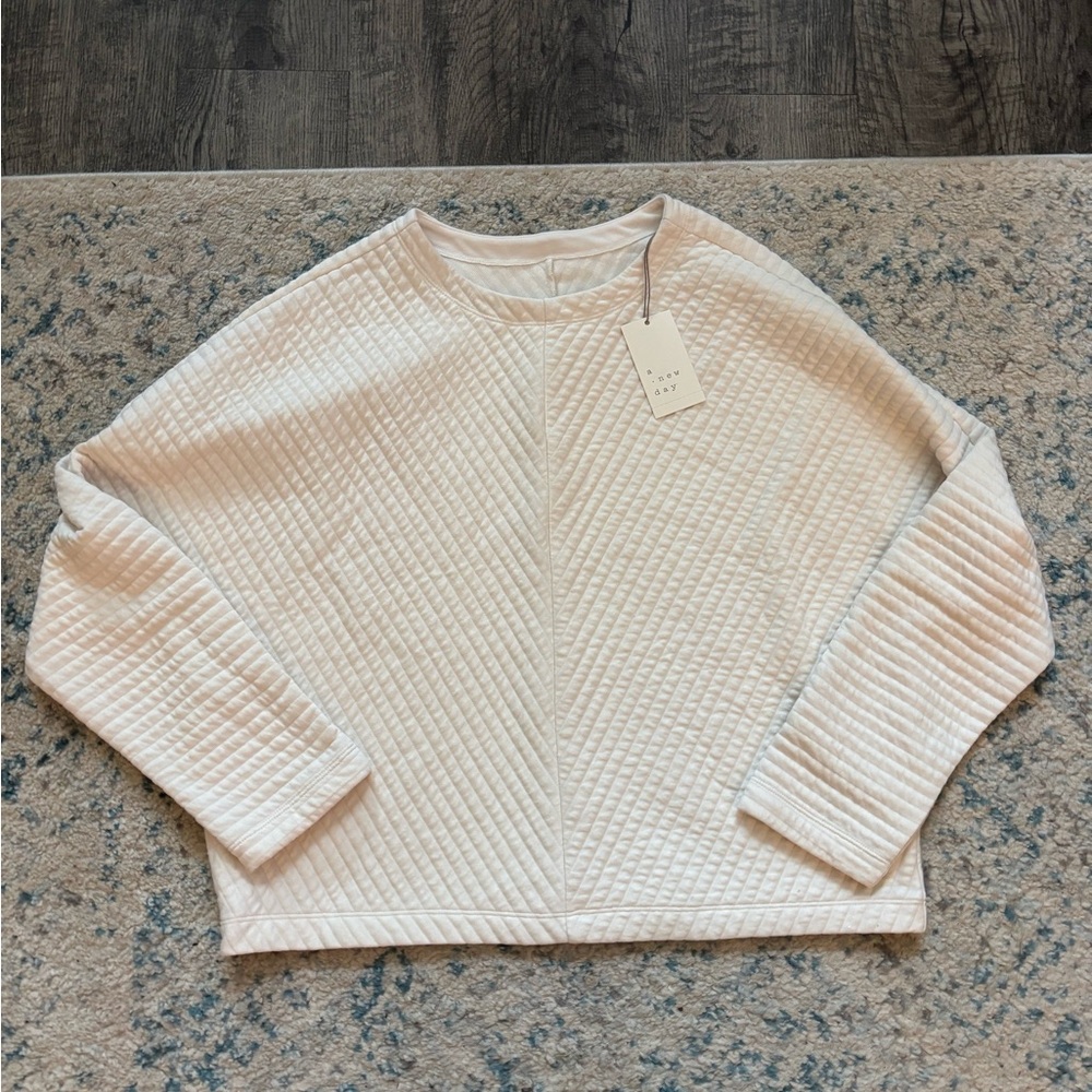 NWT Cream A New Day Pullover